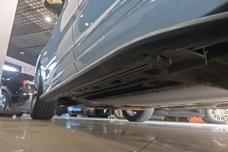Used Li Auto ONE 2020 Extended-Range 6-Seater Version Left Side Sill