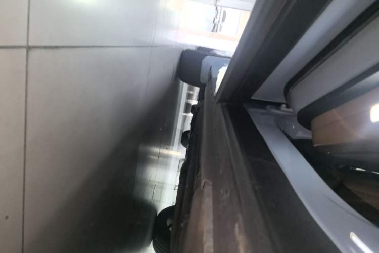 Used Li Auto ONE 2020 Extended-Range 6-Seater Version Left Side Sill