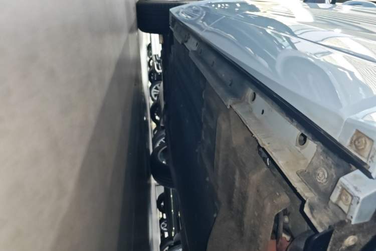 Used Li Auto ONE 2020 Extended-Range 6-Seater Version Left Side Sill