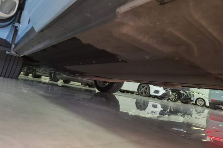 Used Li Auto ONE 2020 Extended-Range 6-Seater Version Left Side Sill