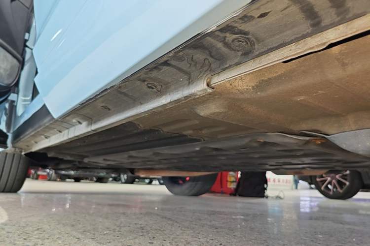 Used Li Auto ONE 2020 Extended-Range 6-Seater Version Left Side Sill