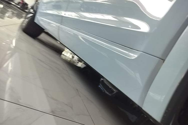 Used Li Auto ONE 2020 Extended-Range 6-Seater Version Left Side Sill