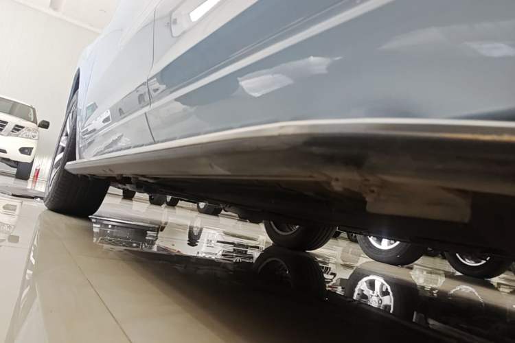 Used Li Auto ONE 2020 Extended-Range 6-Seater Version Left Side Sill
