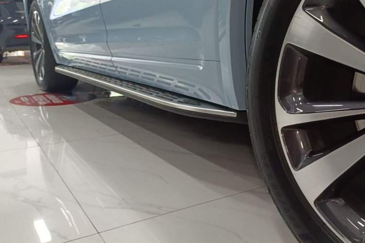 Used Li Auto ONE 2020 Extended-Range 6-Seater Version Left Side Sill