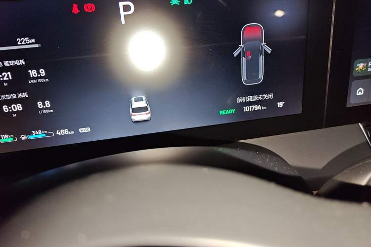 Used Li Auto ONE 2020 Extended-Range 6-Seater Version Odometer Close Up