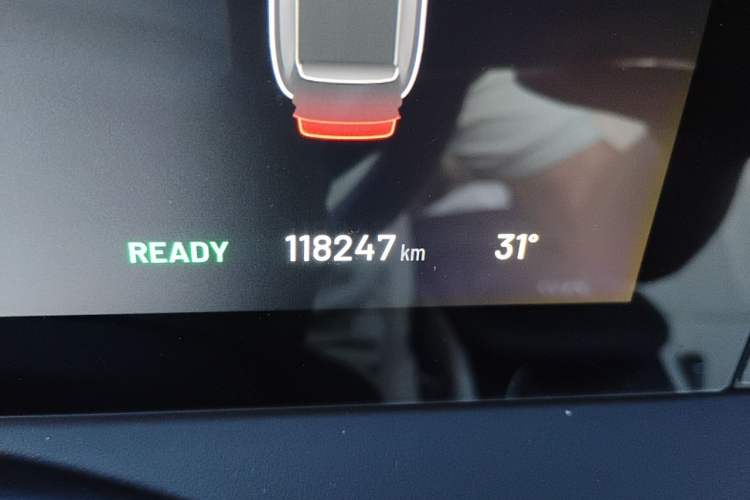 Used Li Auto ONE 2020 Extended-Range 6-Seater Version Odometer Close Up