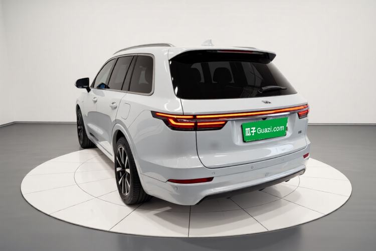 Used Li Auto ONE 2020 Range-Extended 7-Seater Version Rear Left 45 Deg