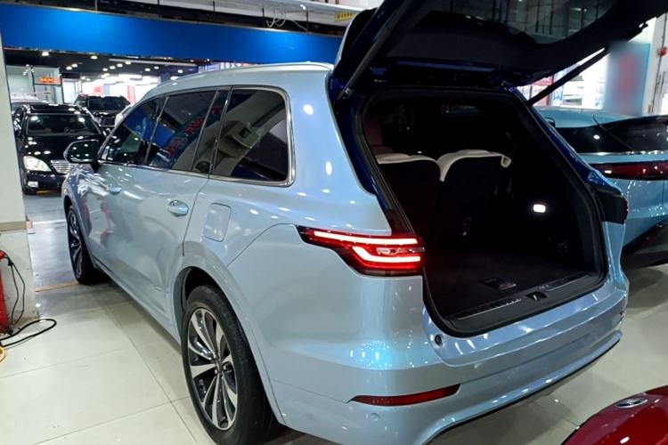 Used Li Auto ONE 2020 Extended-Range 6-Seater Version Rear Left 45 Deg