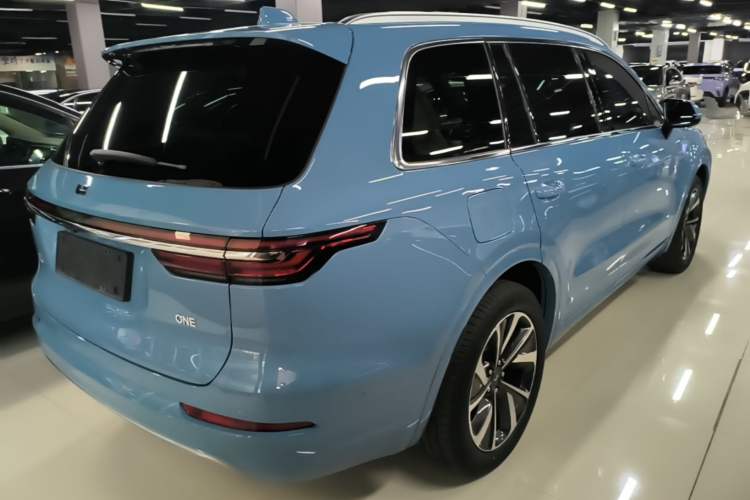 Used Li Auto ONE 2020 Extended-Range 6-Seater Version Rear Right 45 Deg