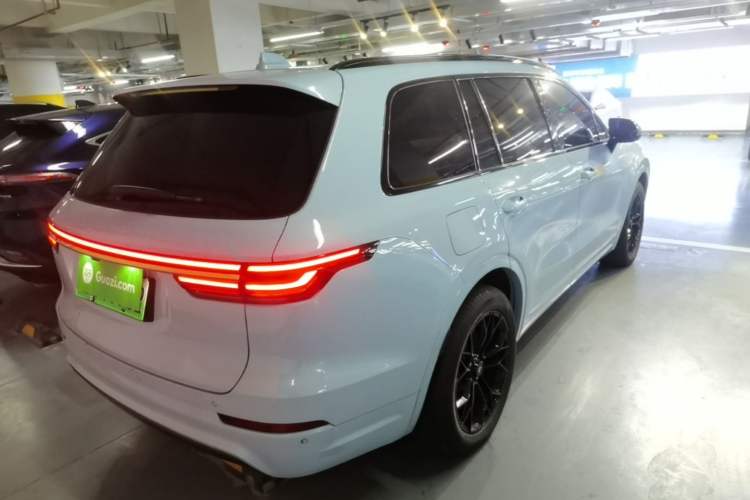 Used Li Auto ONE 2020 Extended-Range 6-Seater Version Rear Right 45 Deg