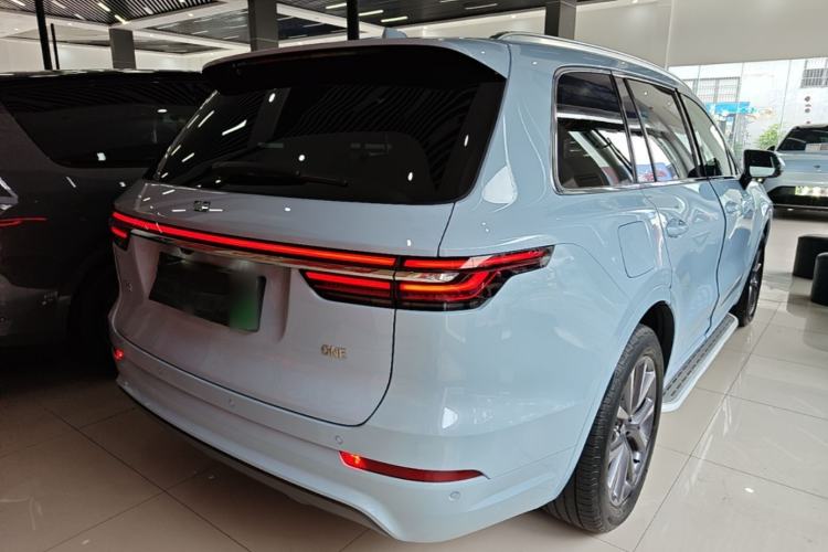 Used Li Auto ONE 2020 Extended-Range 6-Seater Version Rear Right 45 Deg