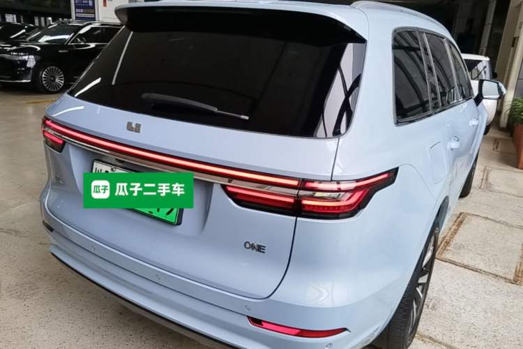 Used Li Auto ONE 2020 Extended-Range 6-Seater Version Rear Right 45 Deg