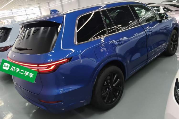 Used Li Auto ONE 2020 Extended-Range 6-Seater Version Rear Right 45 Deg