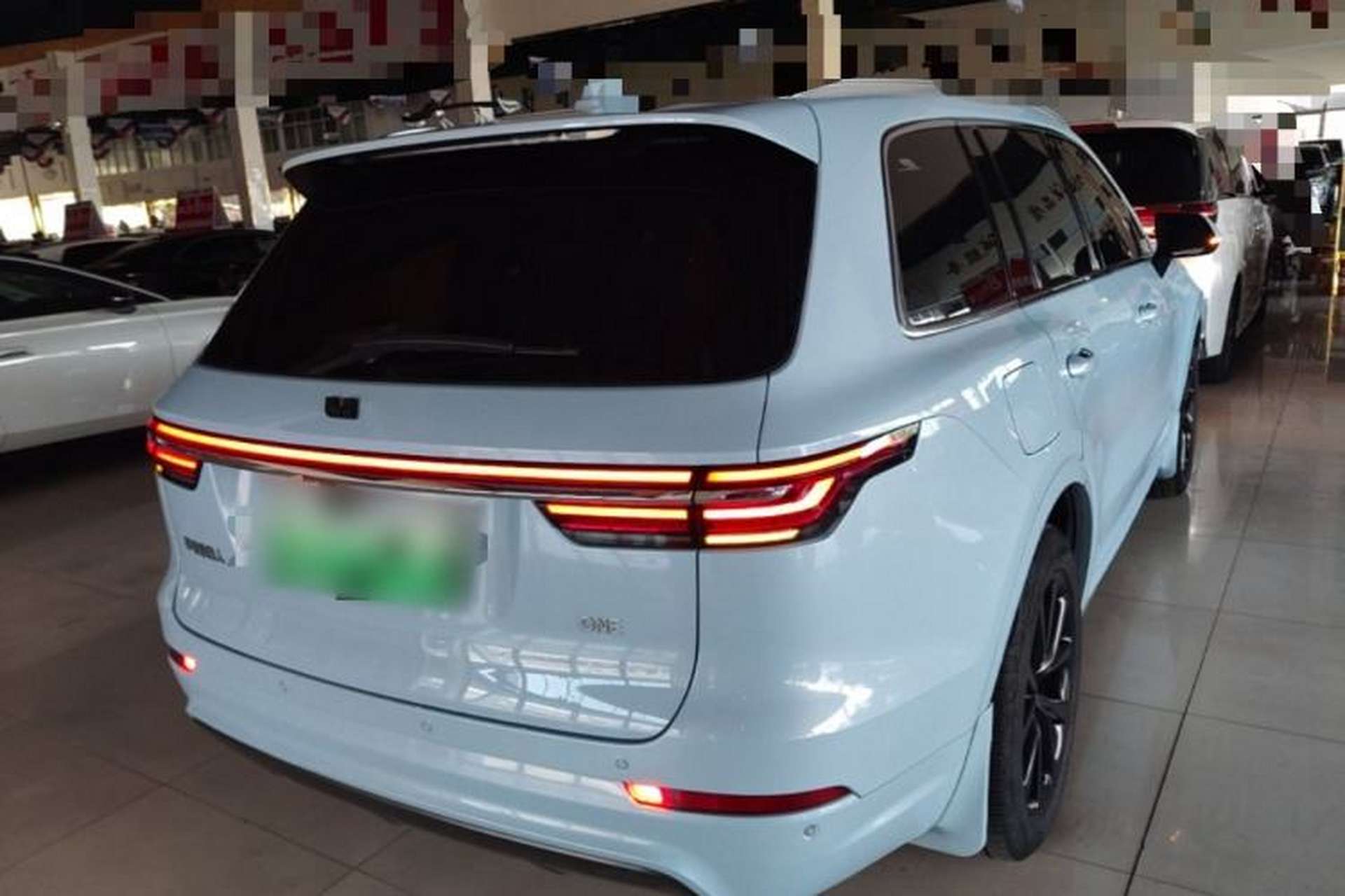 Used Li Auto ONE 2020 Extended-Range 6-Seater Version Rear Right 45 Deg