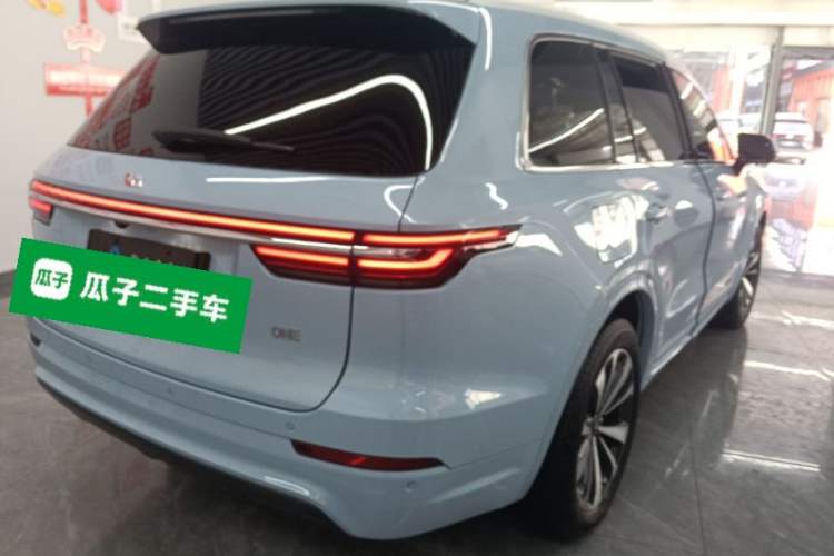 Used Li Auto ONE 2020 Extended-Range 6-Seater Version Rear Right 45 Deg