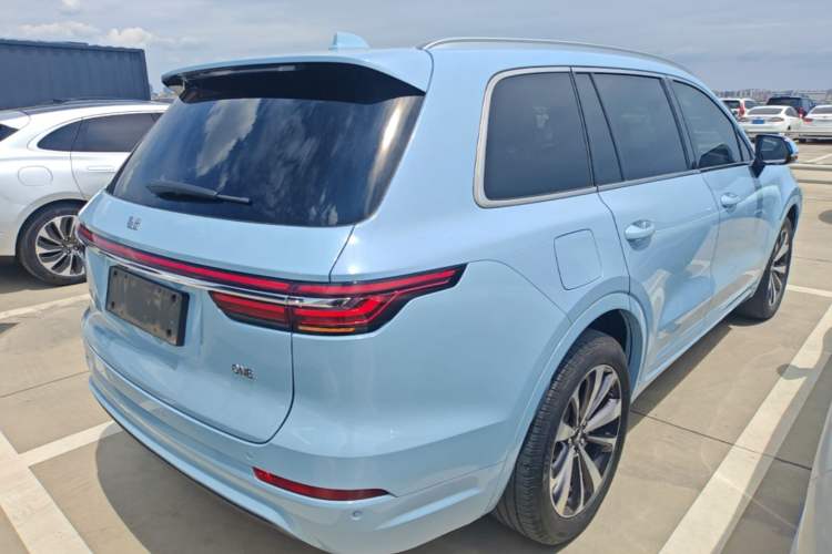 Used Li Auto ONE 2020 Extended-Range 6-Seater Version Rear Right 45 Deg