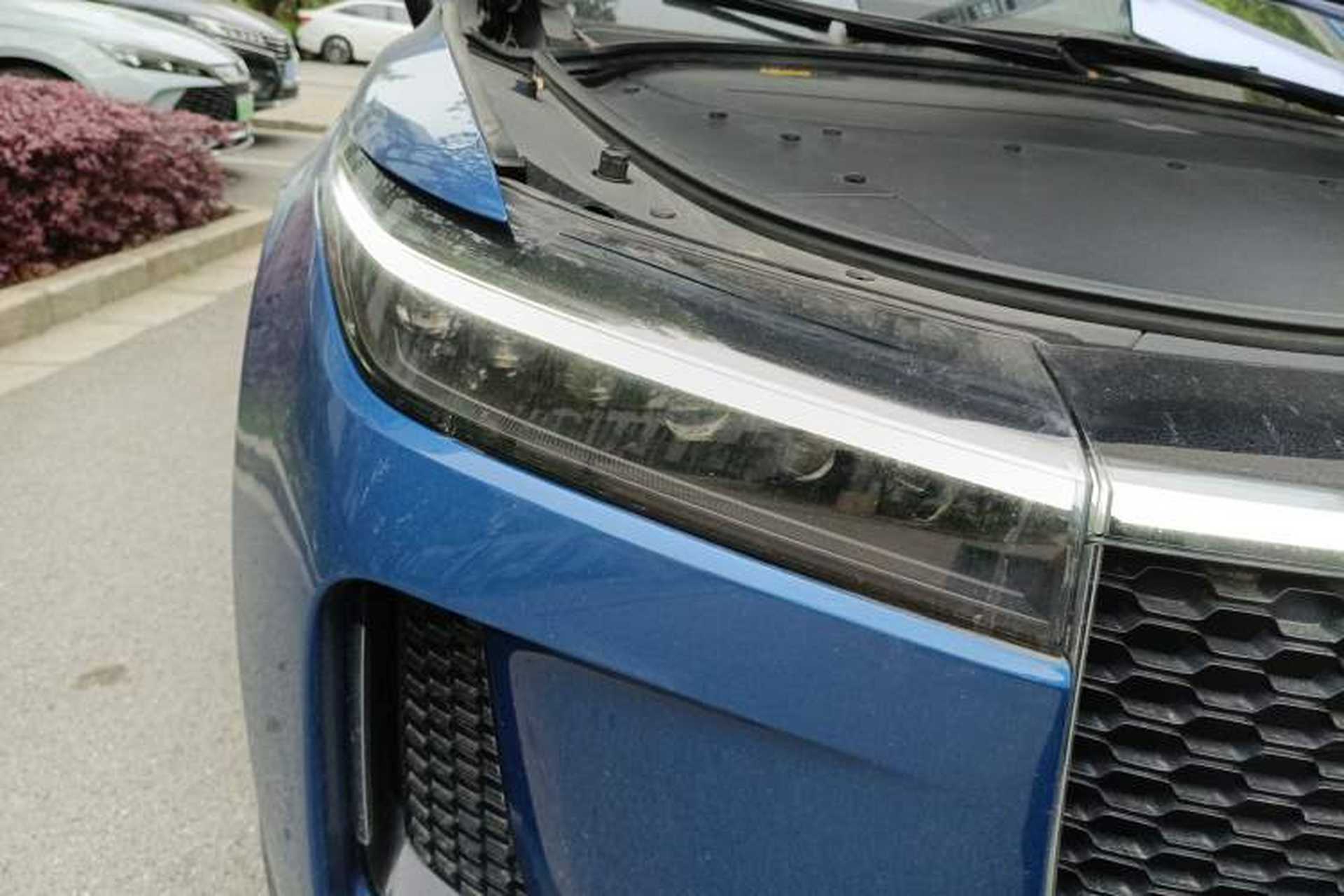 Used Li Auto ONE 2020 Extended-Range 6-Seater Version Right Front Headlight