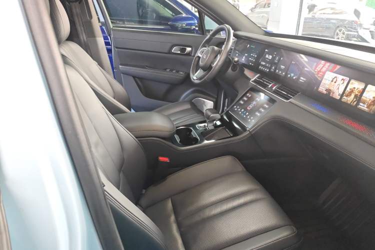 Used Li Auto ONE 2020 Range-Extended 7-Seater Version Right Front Seat
