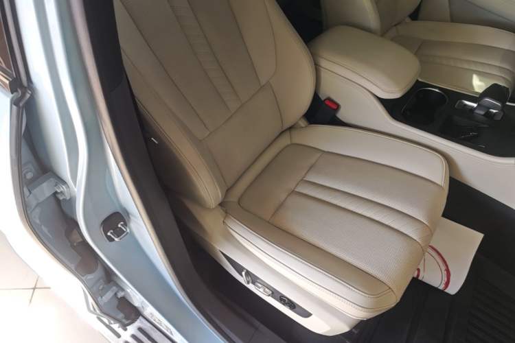 Used Li Auto ONE 2020 Extended-Range 6-Seater Version Right Front Seat