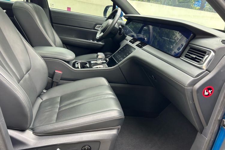 Used Li Auto ONE 2020 Extended-Range 6-Seater Version Right Front Seat