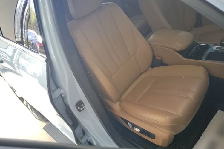 Used Li Auto ONE 2020 Extended-Range 6-Seater Version Right Front Seat