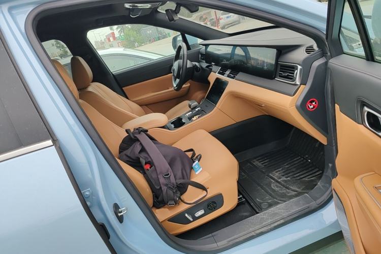 Used Li Auto ONE 2020 Extended-Range 6-Seater Version Right Front Seat