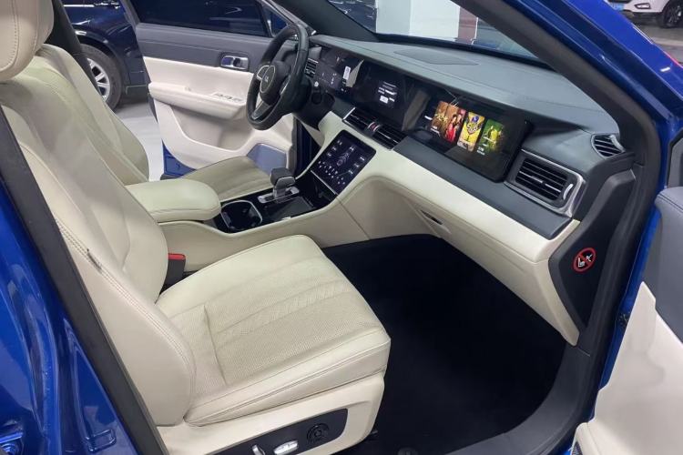 Used Li Auto ONE 2020 Extended-Range 6-Seater Version Right Front Seat