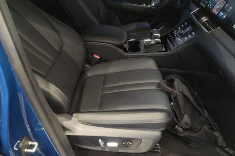 Used Li Auto ONE 2020 Extended-Range 6-Seater Version Right Front Seat