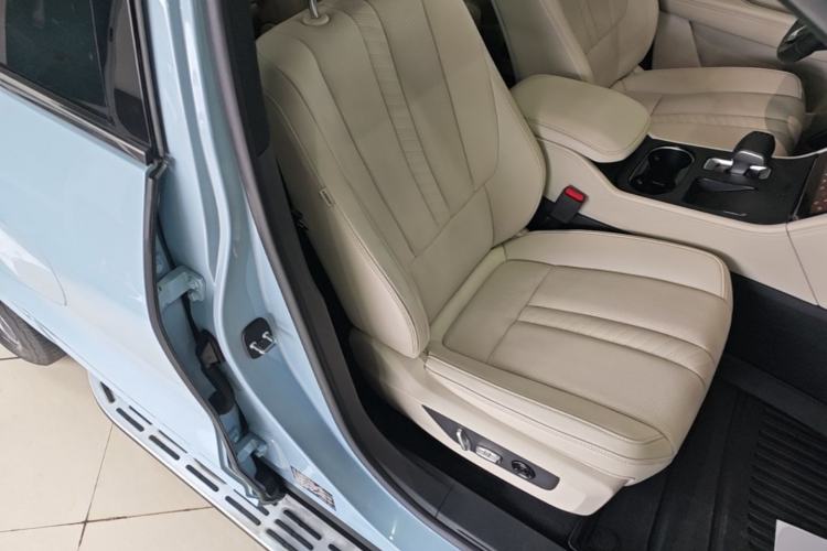 Used Li Auto ONE 2020 Extended-Range 6-Seater Version Right Front Seat
