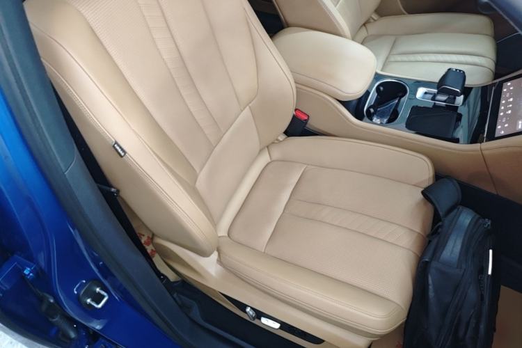 Used Li Auto ONE 2020 Extended-Range 6-Seater Version Right Front Seat
