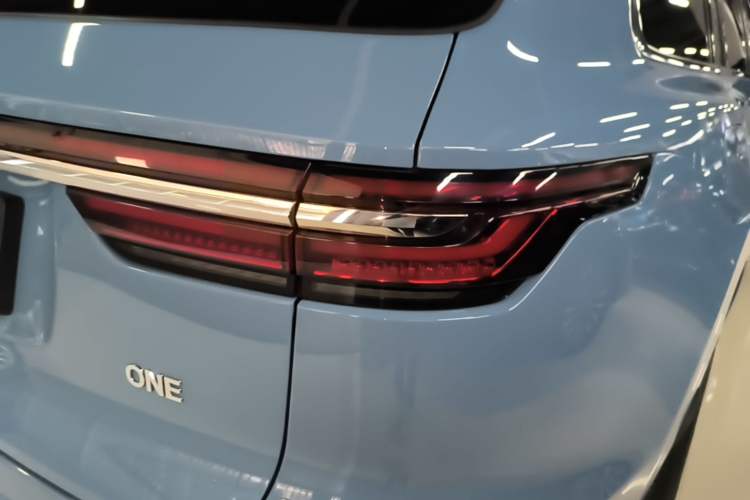 Used Li Auto ONE 2020 Extended-Range 6-Seater Version Right Rear Taillight