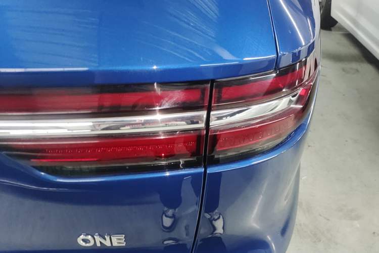 Used Li Auto ONE 2020 Extended-Range 6-Seater Version Right Rear Taillight