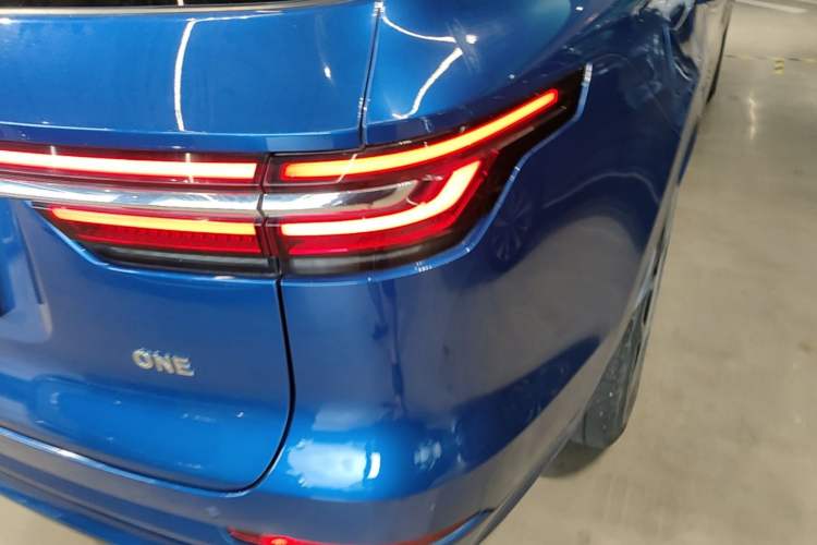 Used Li Auto ONE 2020 Extended-Range 6-Seater Version Right Rear Taillight