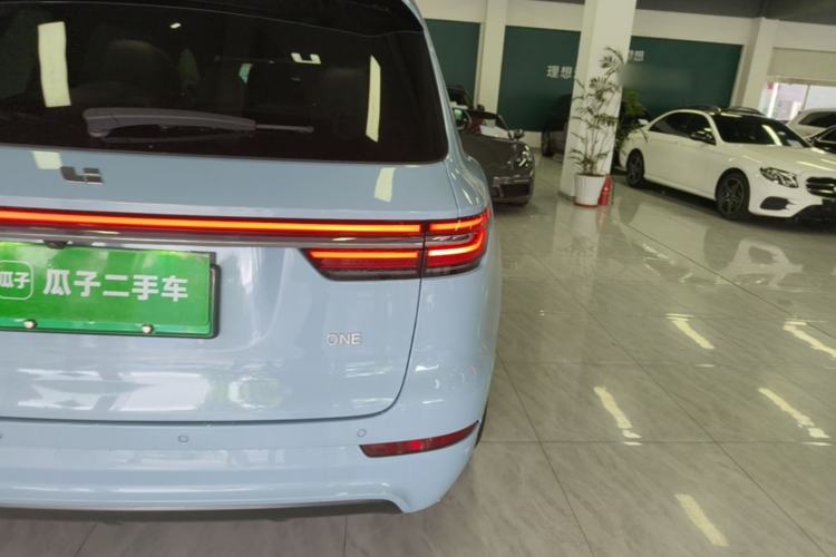 Used Li Auto ONE 2020 Extended-Range 6-Seater Version Right Rear Taillight