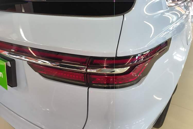 Used Li Auto ONE 2020 Extended-Range 6-Seater Version Right Rear Taillight