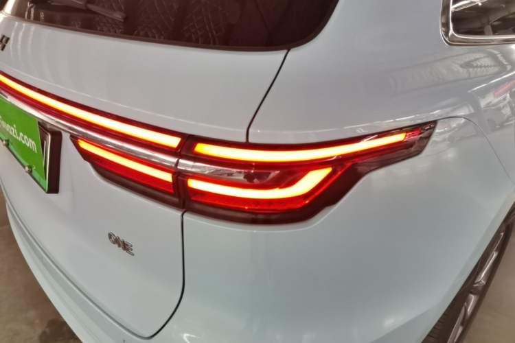 Used Li Auto ONE 2020 Extended-Range 6-Seater Version Right Rear Taillight