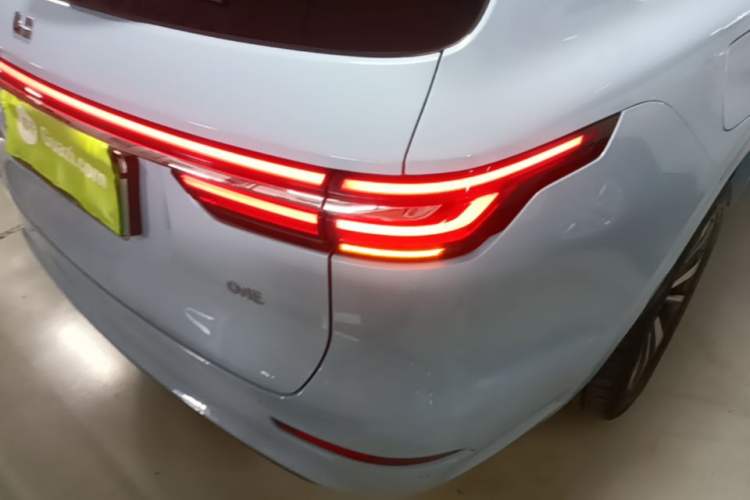 Used Li Auto ONE 2020 Extended-Range 6-Seater Version Right Rear Taillight