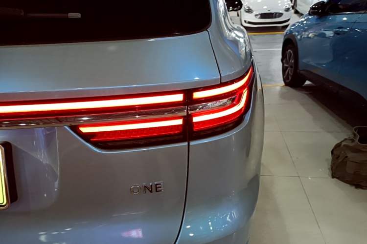 Used Li Auto ONE 2020 Extended-Range 6-Seater Version Right Rear Taillight