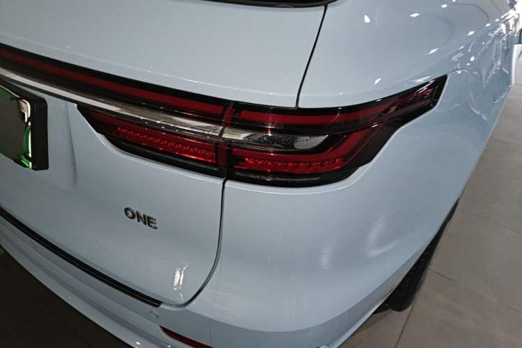 Used Li Auto ONE 2020 Extended-Range 6-Seater Version Right Rear Taillight