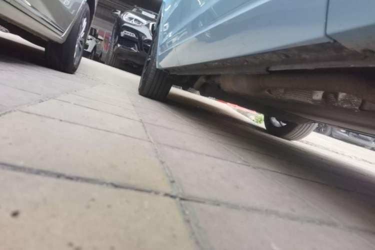 Used Li Auto ONE 2020 Extended-Range 6-Seater Version Right Side Sill