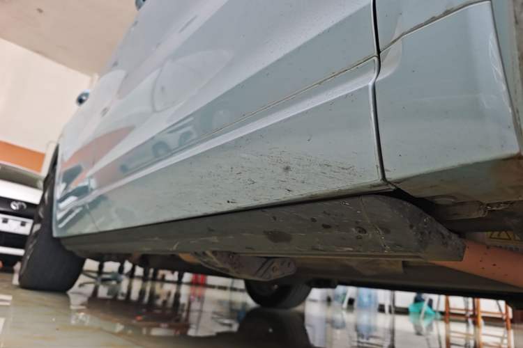 Used Li Auto ONE 2020 Extended-Range 6-Seater Version Right Side Sill