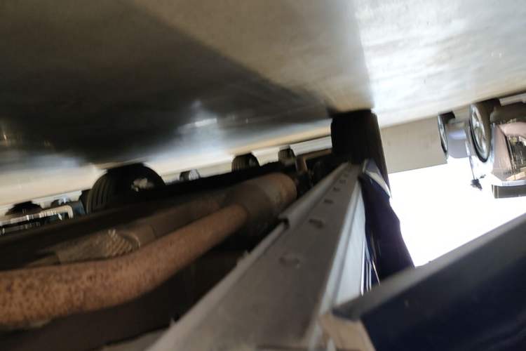 Used Li Auto ONE 2020 Extended-Range 6-Seater Version Right Side Sill