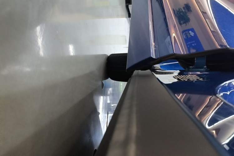 Used Li Auto ONE 2020 Extended-Range 6-Seater Version Right Side Sill