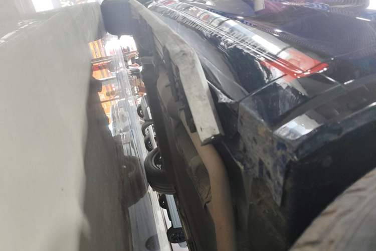 Used Li Auto ONE 2020 Extended-Range 6-Seater Version Right Side Sill