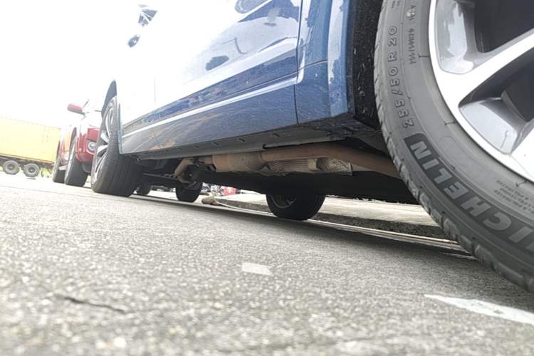 Used Li Auto ONE 2020 Extended-Range 6-Seater Version Right Side Sill