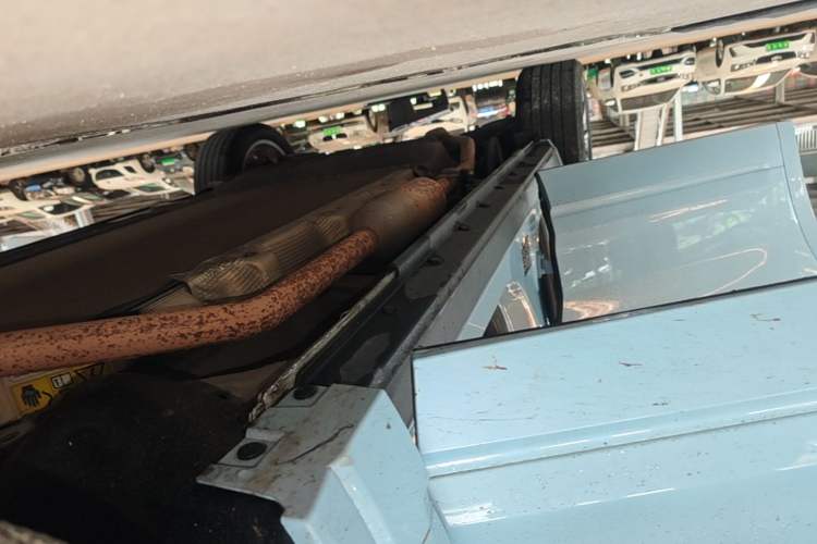 Used Li Auto ONE 2020 Extended-Range 6-Seater Version Right Side Sill