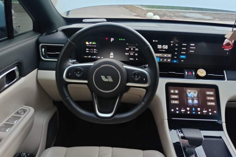 Used Li Auto ONE 2020 Extended-Range 6-Seater Version Steering Wheel