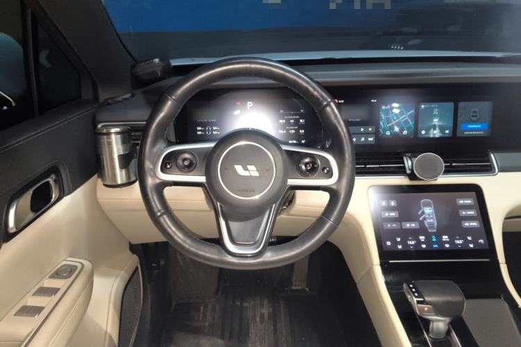 Used Li Auto ONE 2020 Extended-Range 6-Seater Version Steering Wheel