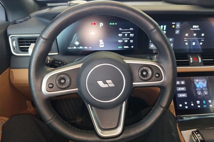 Used Li Auto ONE 2020 Extended-Range 6-Seater Version Steering Wheel