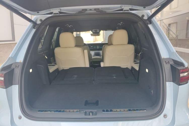 Used Li Auto ONE 2020 Extended-Range 6-Seater Version Trunk